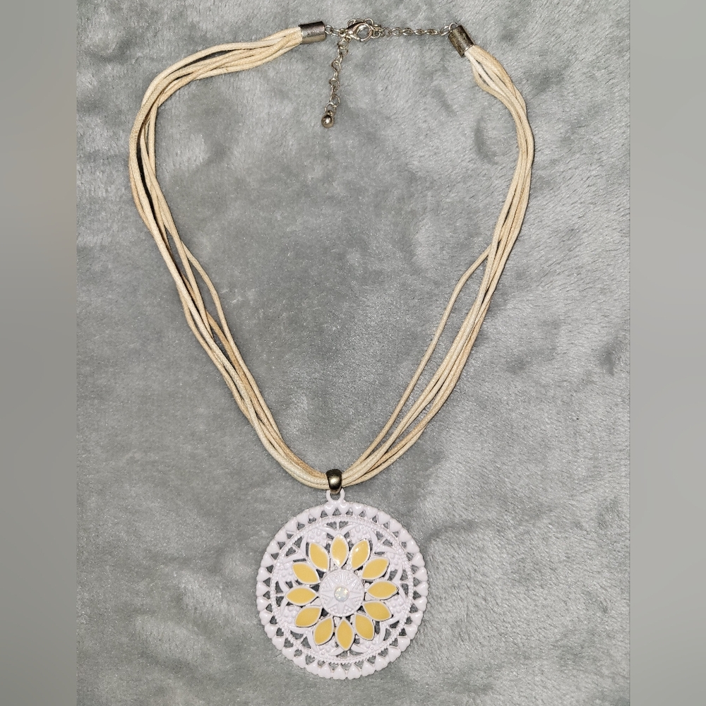 Boho White Enamel Sunflower Filigree Statement Necklace Multi-Cord Yellow